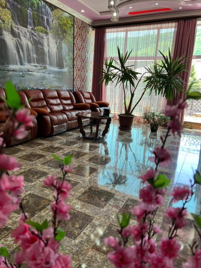 Zangezur Hotel Goris Buitenkant foto