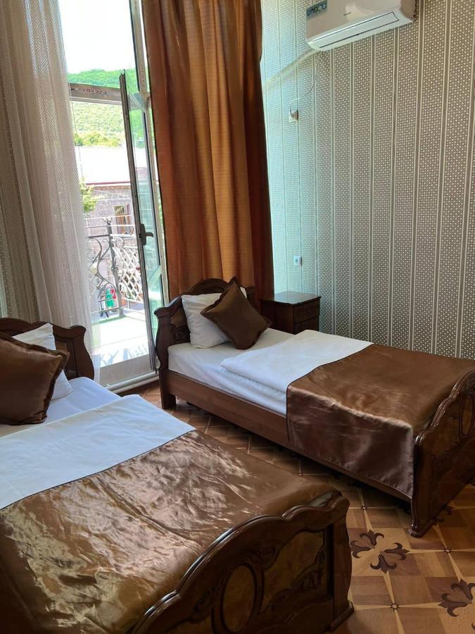 Zangezur Hotel Goris Buitenkant foto