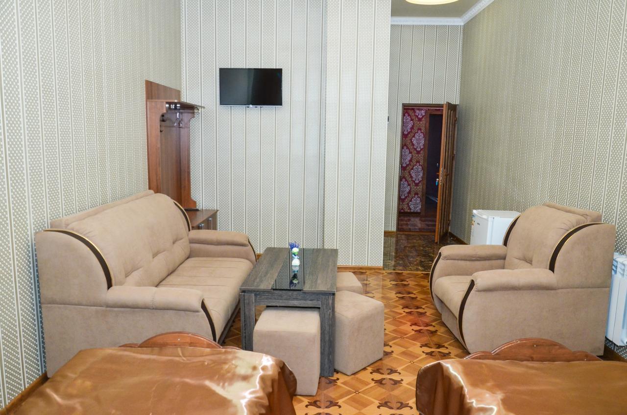 Zangezur Hotel Goris Buitenkant foto