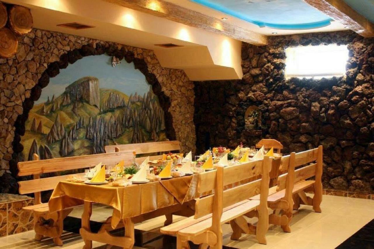 Zangezur Hotel Goris Buitenkant foto